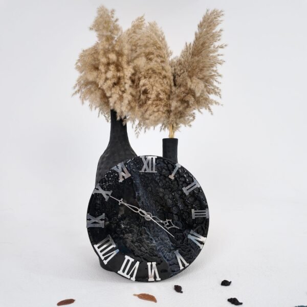 Black Sea Clock
